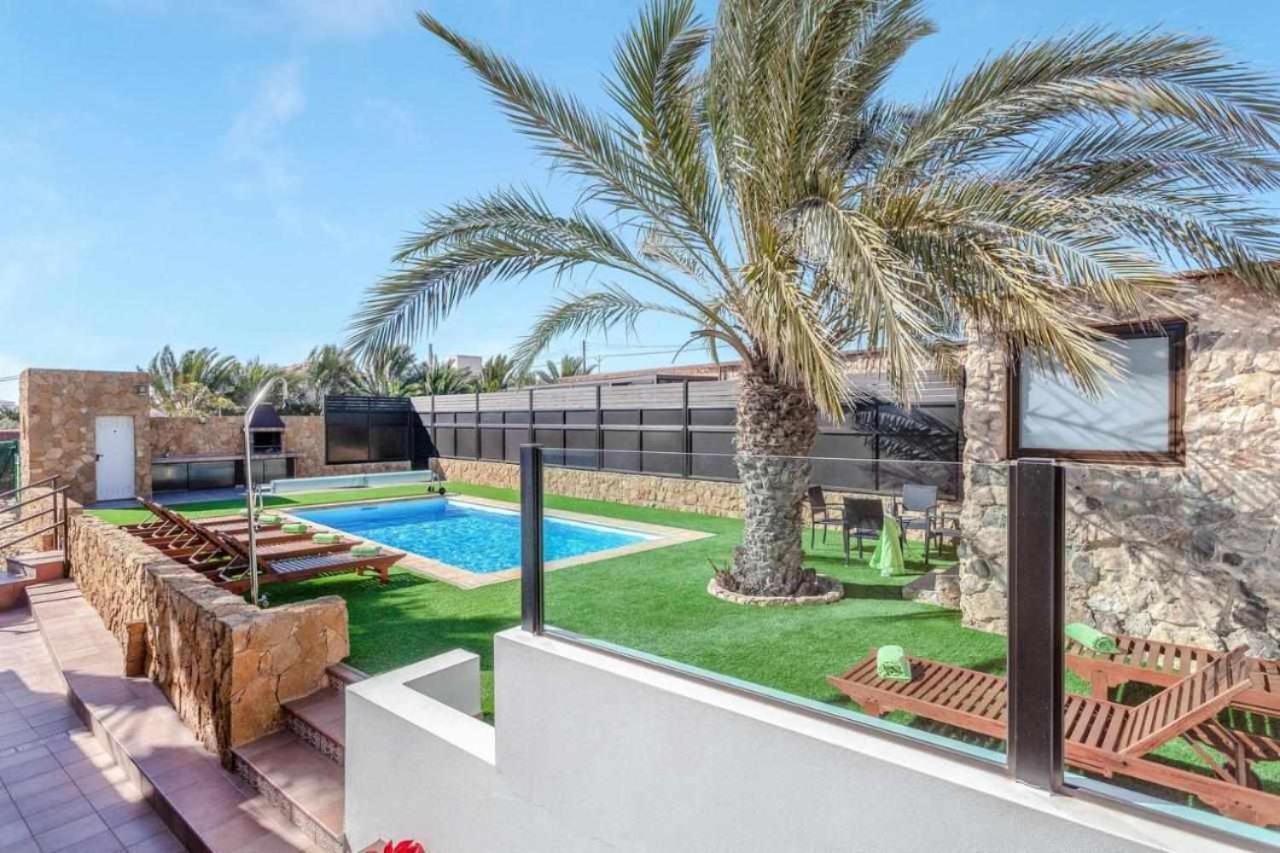 Villa con piscina privada